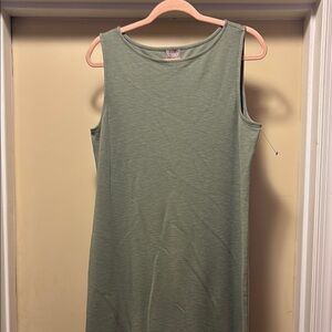 CHICOS SAGE GREEN SLEEVELESS DRESS HI-LO MIDI DRESS SIZE ONE PTP 19”